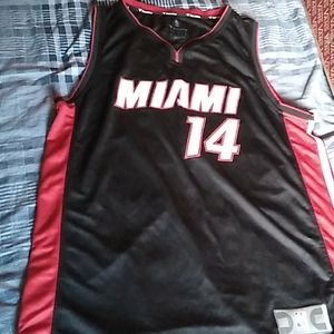 tyler herro miami jersey large